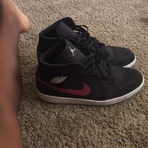 Retro Jordan 1 Mid Red Blue Black